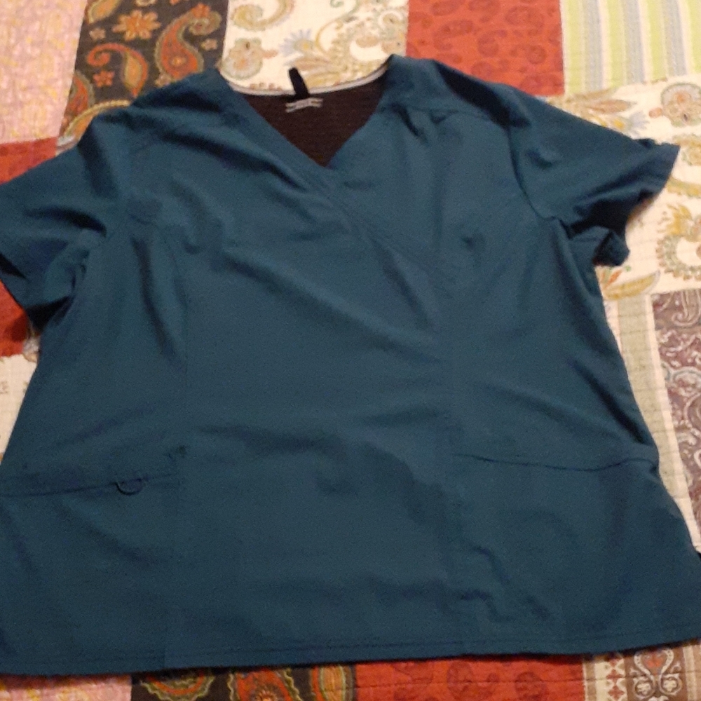 Scrub top 2XL